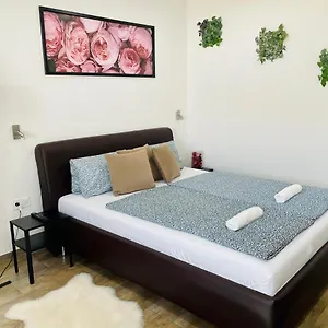 attila-studio-apartments.hotels-hajduszoboszlo-hungary.com/